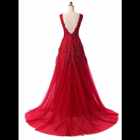 Double V- Neck Tulle Long Evening Cocktail Gown - Picture 3 of 11